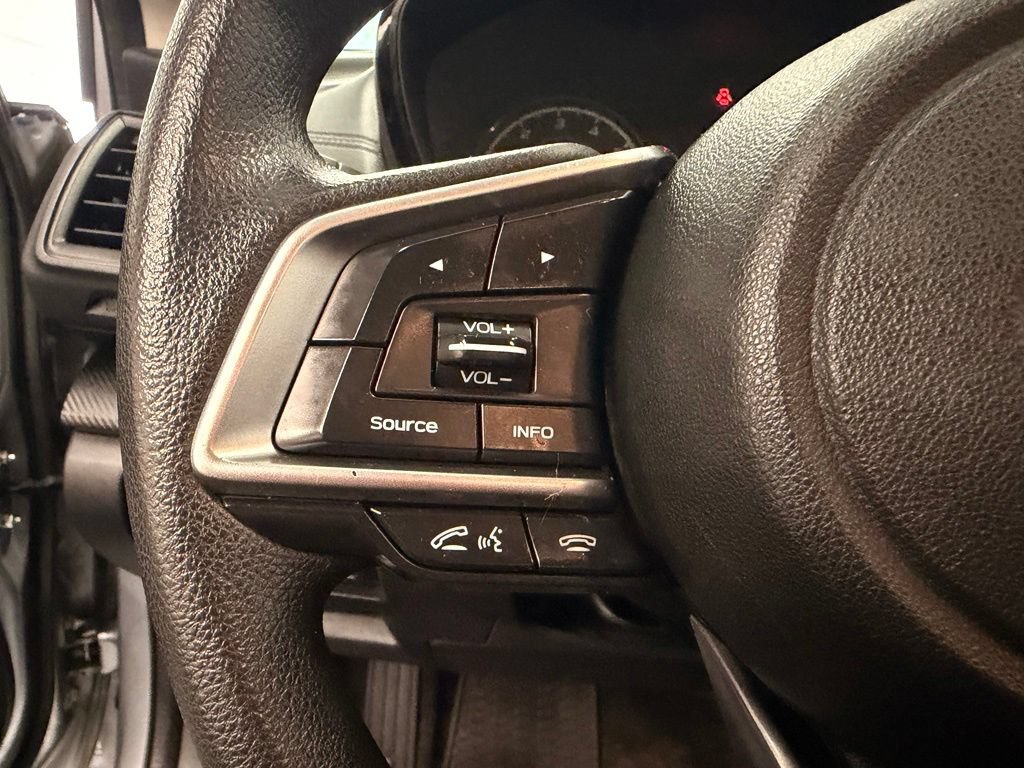 Used 2017 Subaru Impreza 2.0i AWD/4WD image 20
