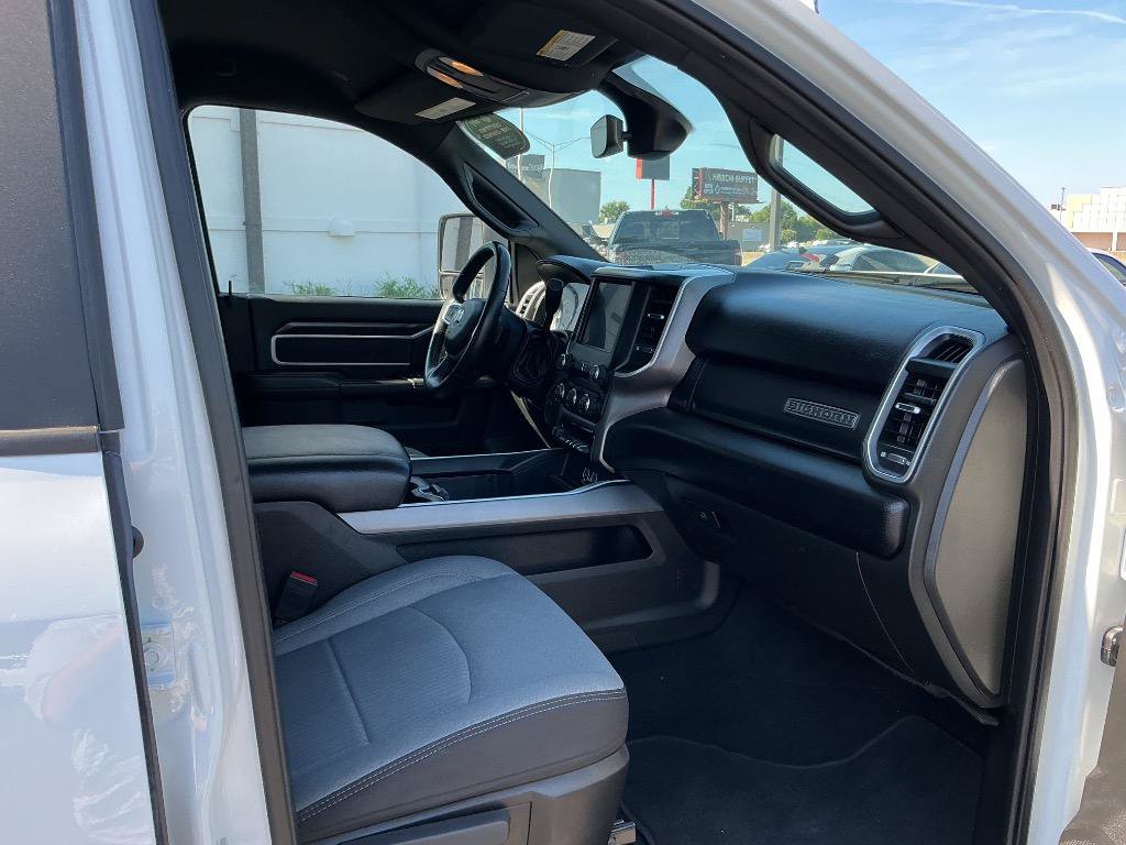 Used 2024 RAM 2500 Big Horn AWD/4WD image 9