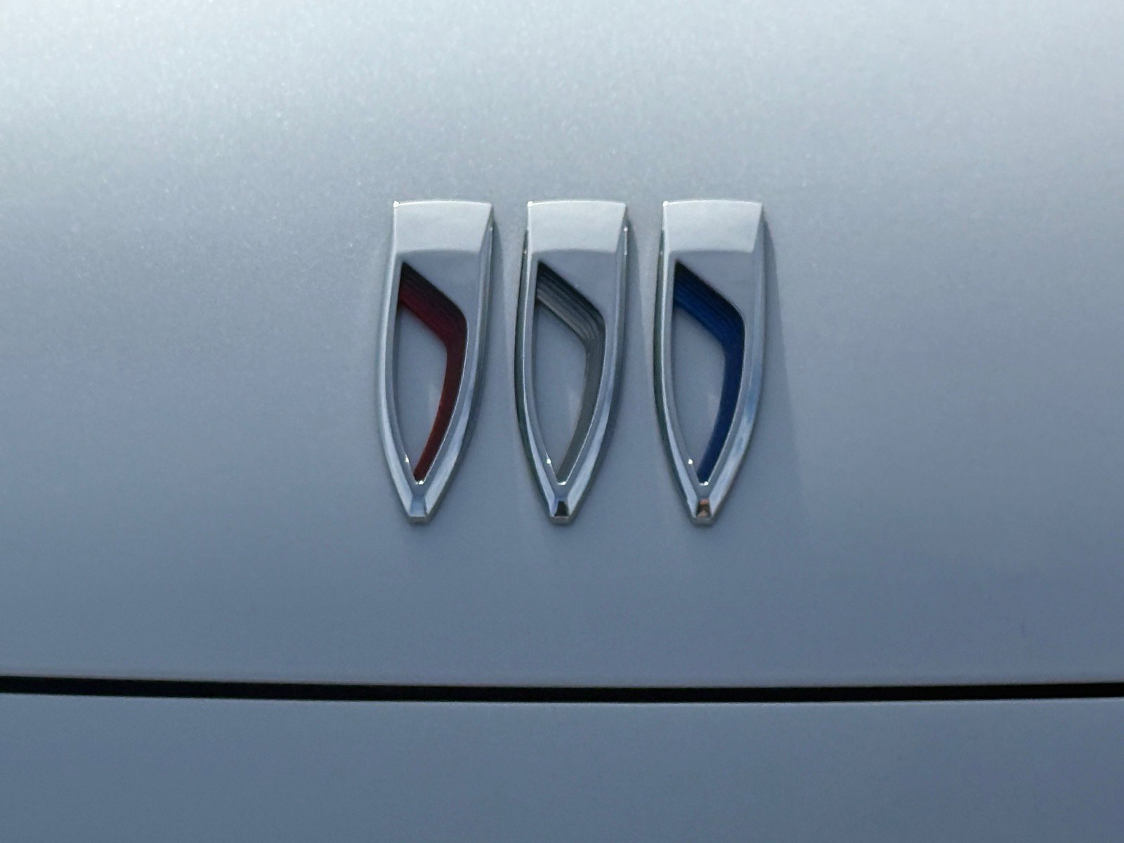 Used 2025 Buick Enclave Sport Touring w/ Power Package image 32