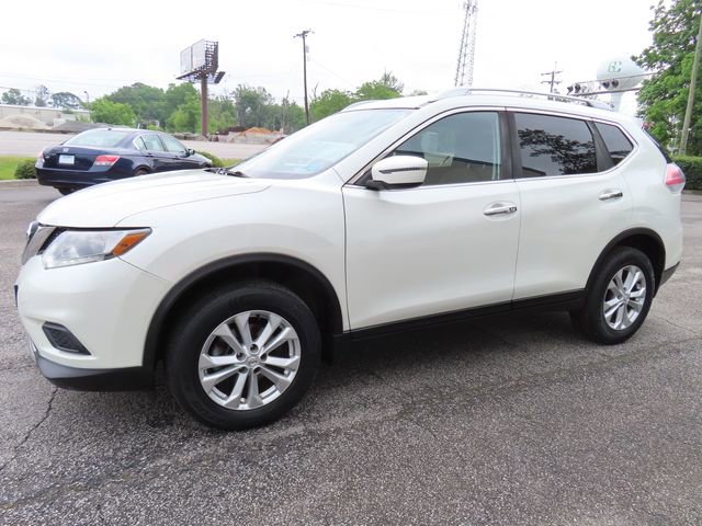 Used 2016 Nissan Rogue SV AWD/4WD image 13