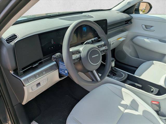 New 2027 Hyundai Kona SE FWD image 3