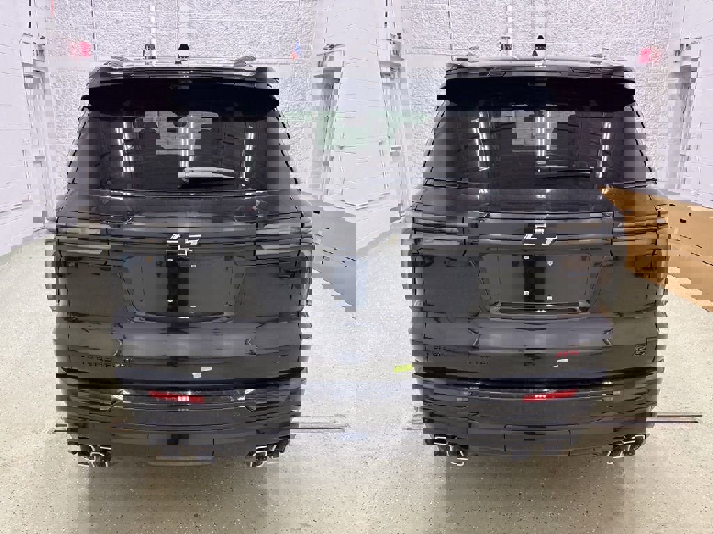 New 2026 Chevrolet Traverse RS w/ LPO, Floor Liner Package AWD/4WD image 5