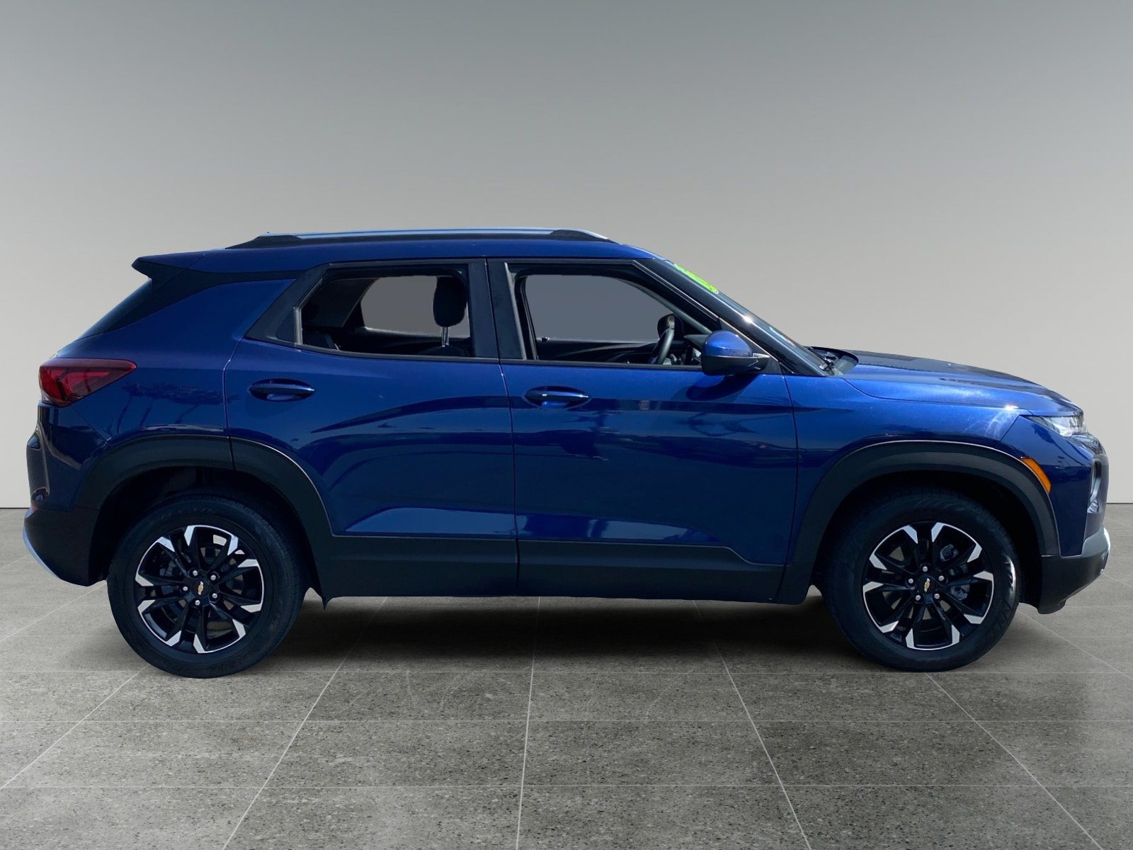 Used 2023 Chevrolet TrailBlazer LT FWD image 6