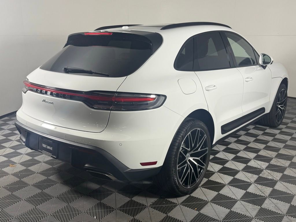 New 2026 Porsche Macan image 7
