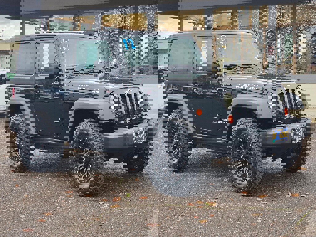 Used 2012 Jeep Wrangler Rubicon w/ Dual Top Group image 23