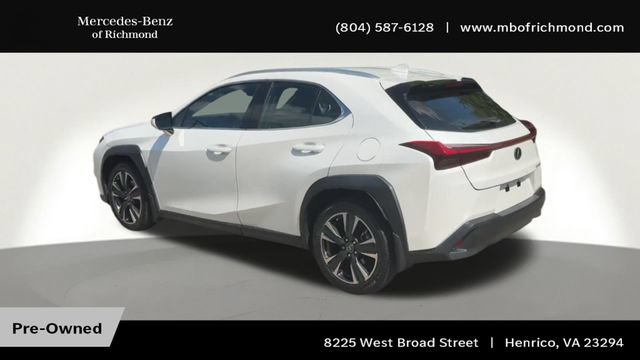 Used 2019 Lexus UX 200 w/ Accessory Package FWD image 8