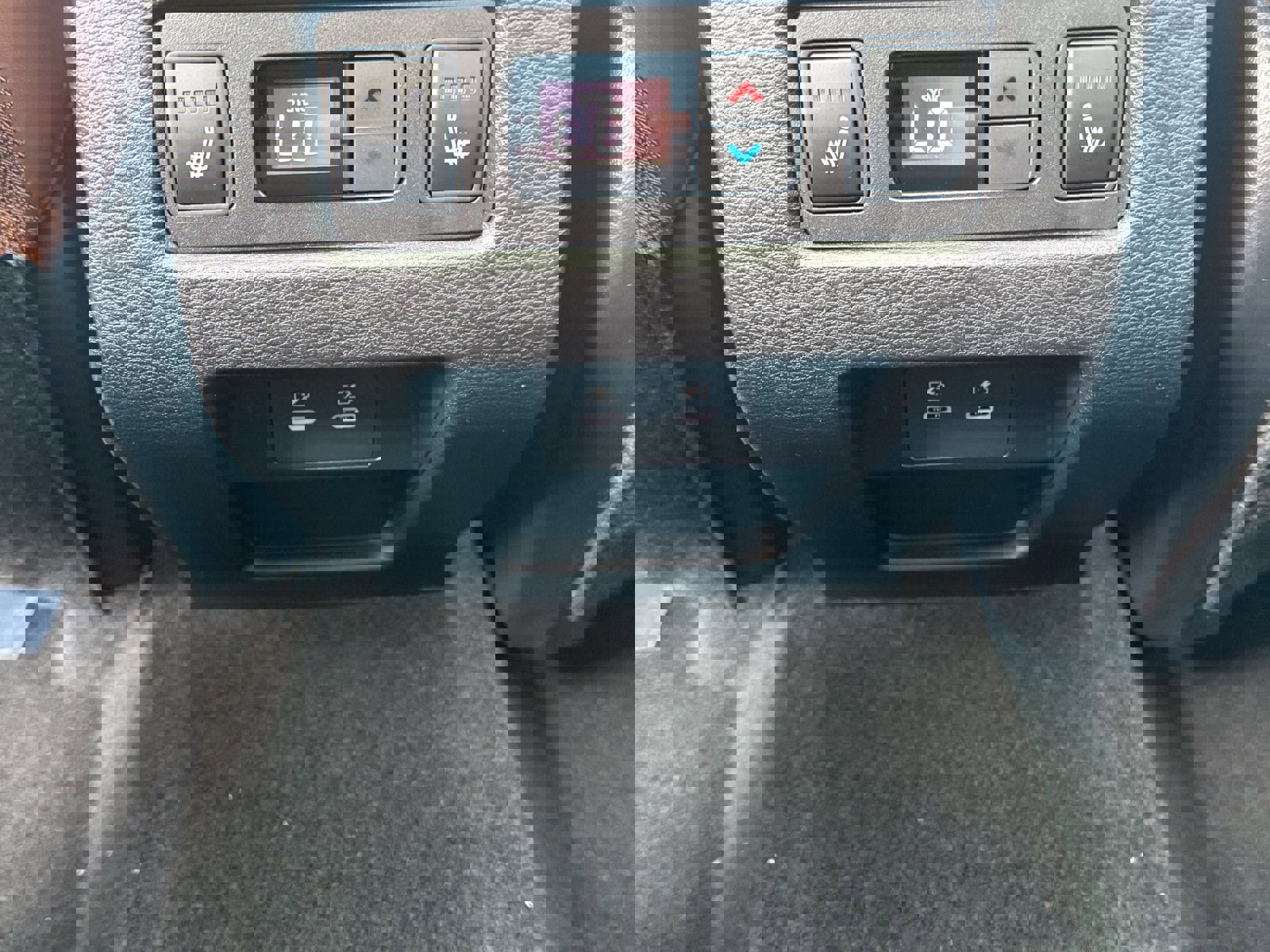 New 2025 Mitsubishi Outlander AWD image 16