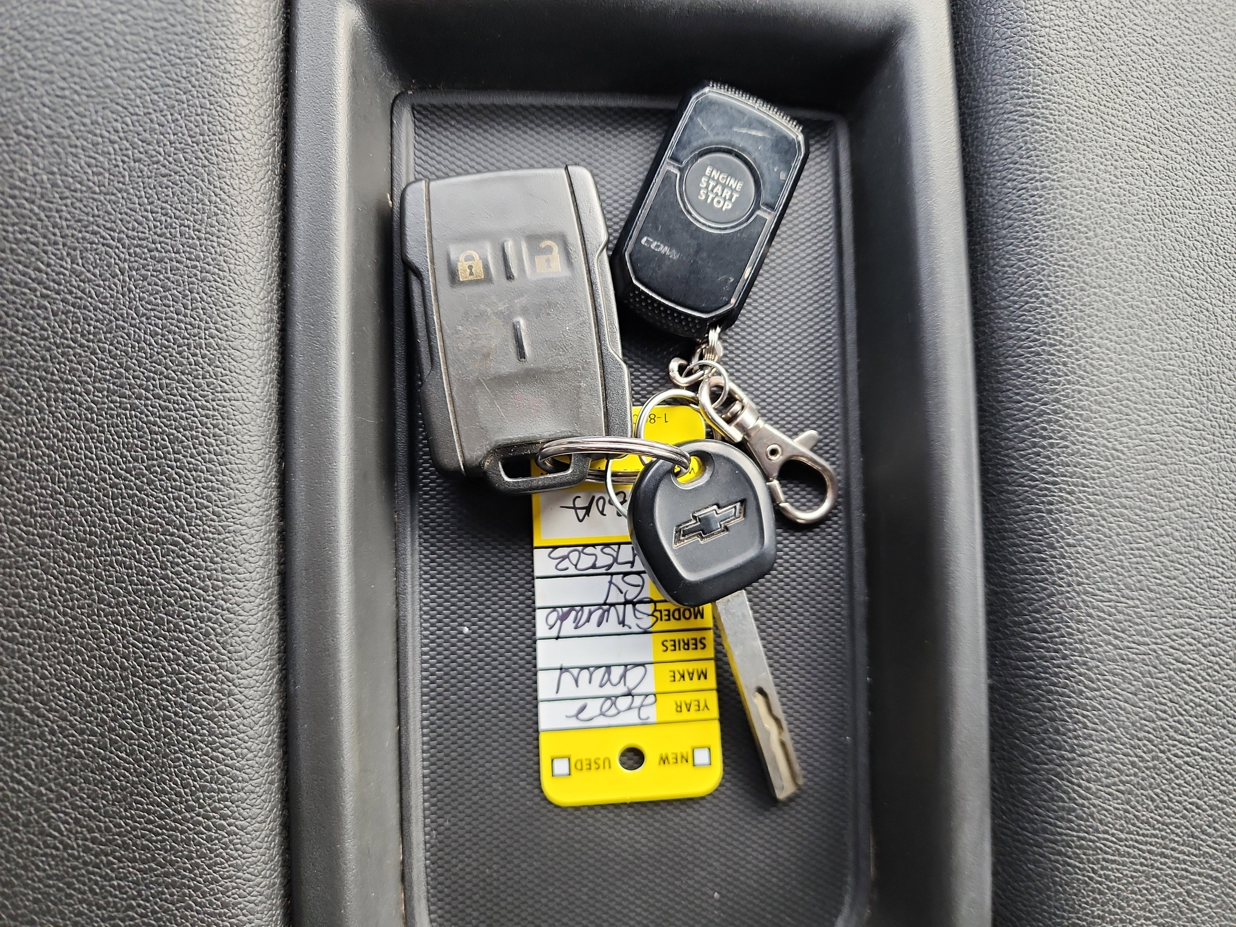 Used 2022 Chevrolet Silverado 1500 LT image 34