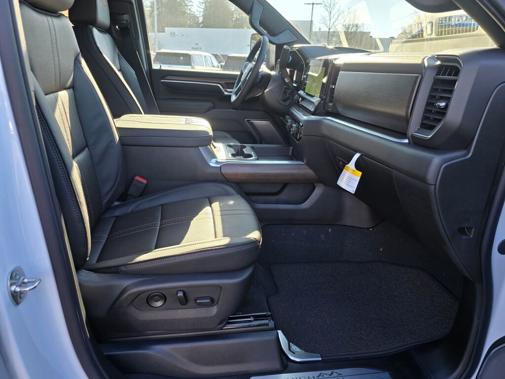 New 2026 Chevrolet Silverado 2500 High Country w/ High Country Premium Package AWD/4WD image 31