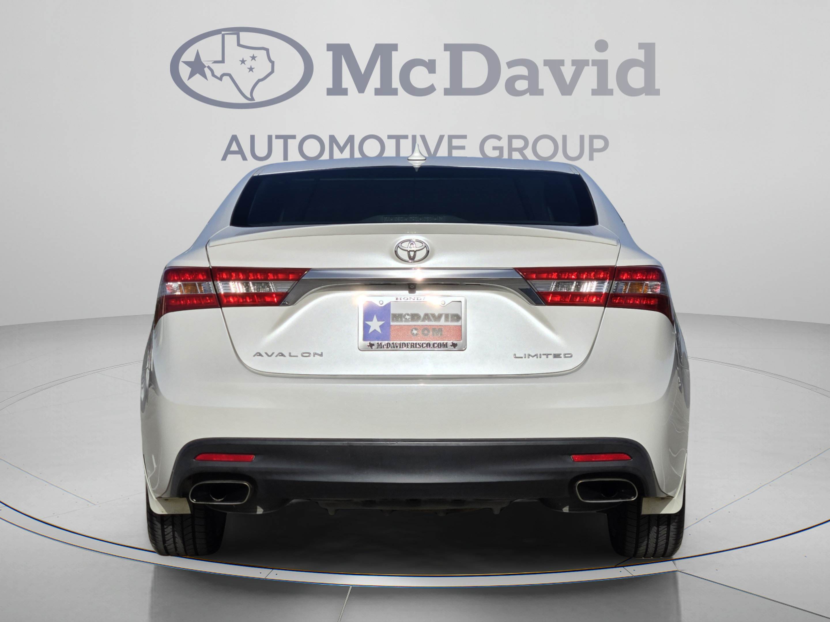 Used 2014 Toyota Avalon Limited w/ Technology Package FWD image 5