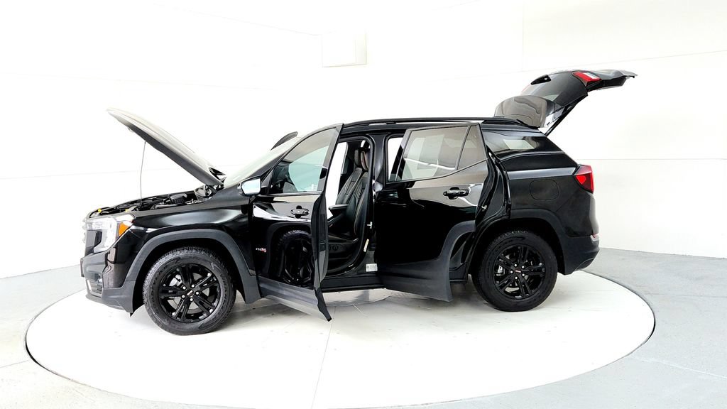 Used 2022 GMC Terrain AT4 w/ Infotainment Package II AWD/4WD image 10