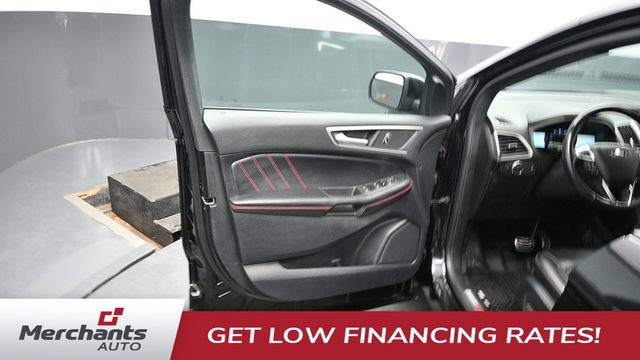 Used 2022 Ford Edge ST-Line w/ Class II Trailer Tow Package AWD/4WD image 10