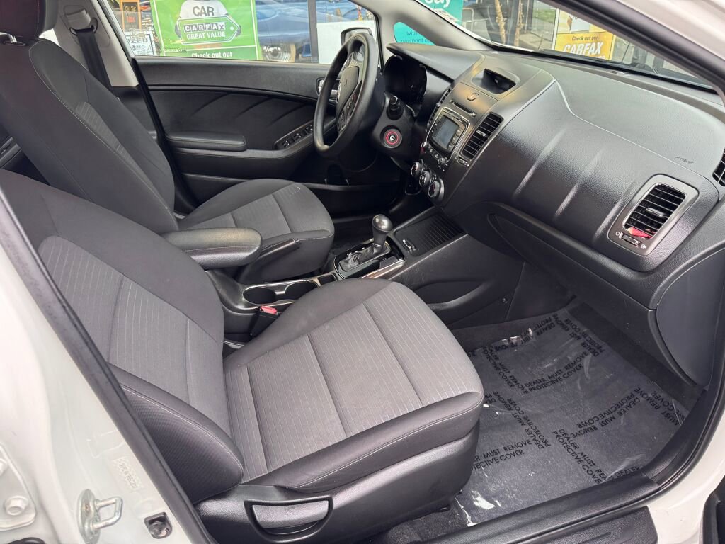 Used 2017 Kia Forte LX w/ LX Popular Package image 11