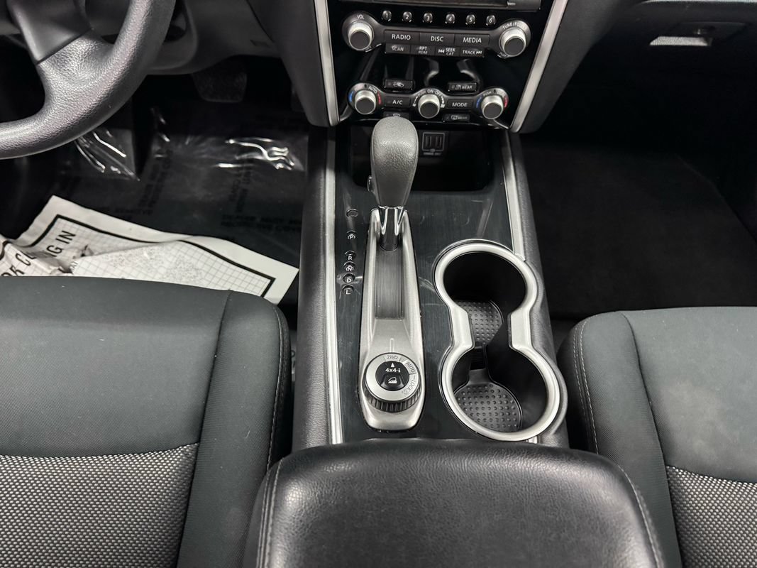 Used 2018 Nissan Pathfinder S AWD/4WD image 35