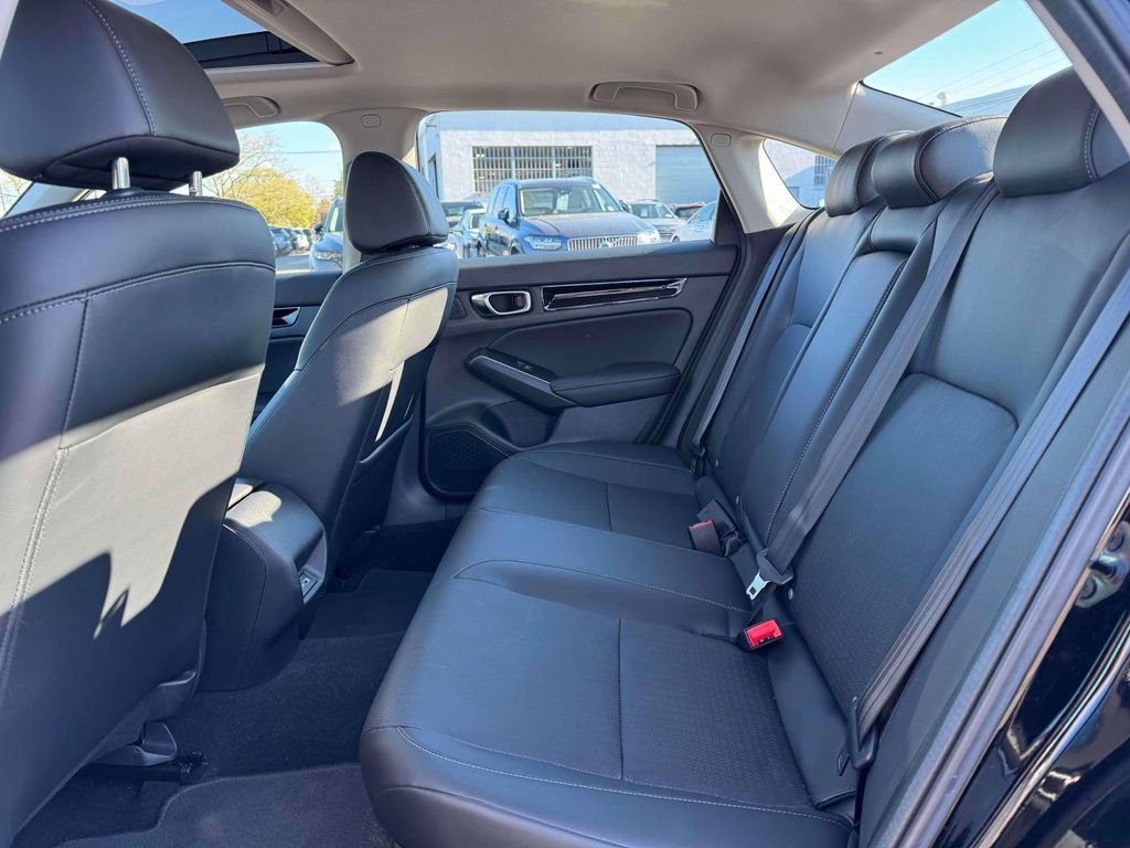 Used 2022 Honda Civic Touring image 14