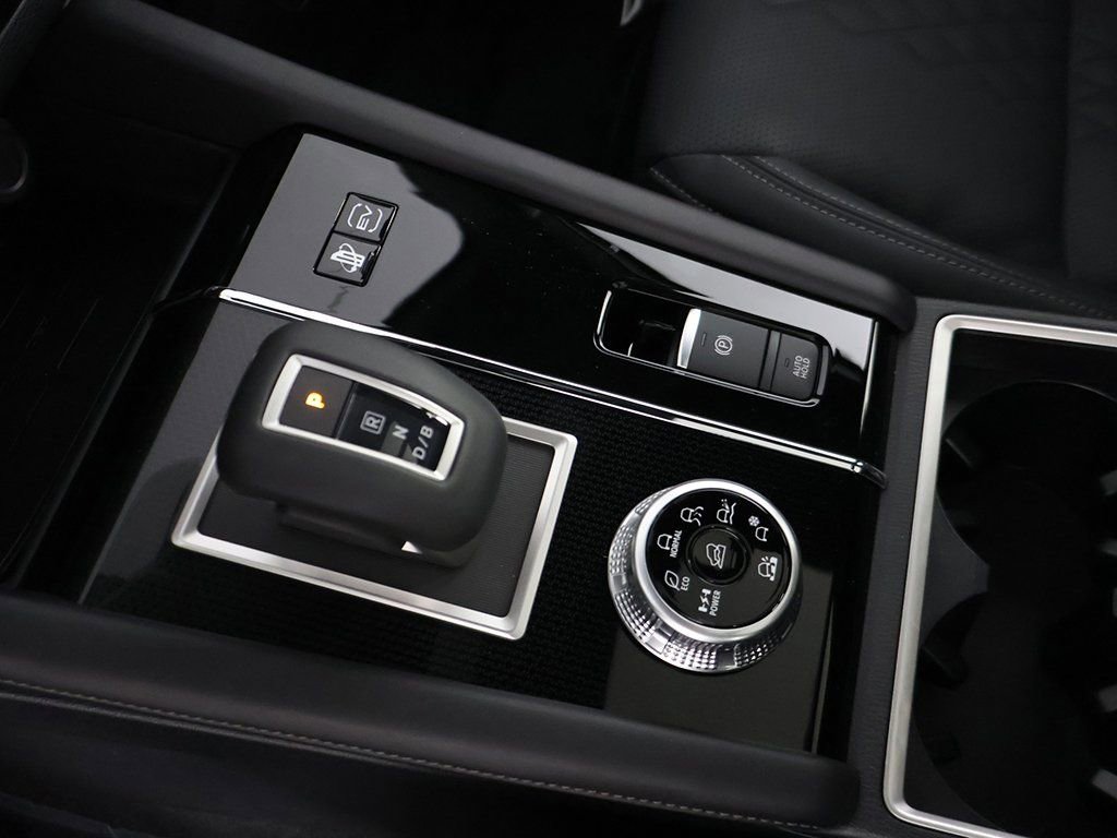 New 2025 Mitsubishi Outlander SEL Black Edition AWD/4WD image 55