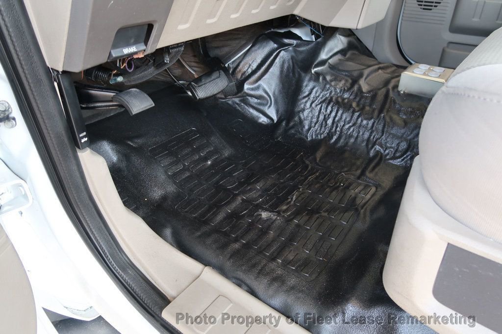 Used 2008 Ford F550 4x4 Crew Cab Super Duty image 12