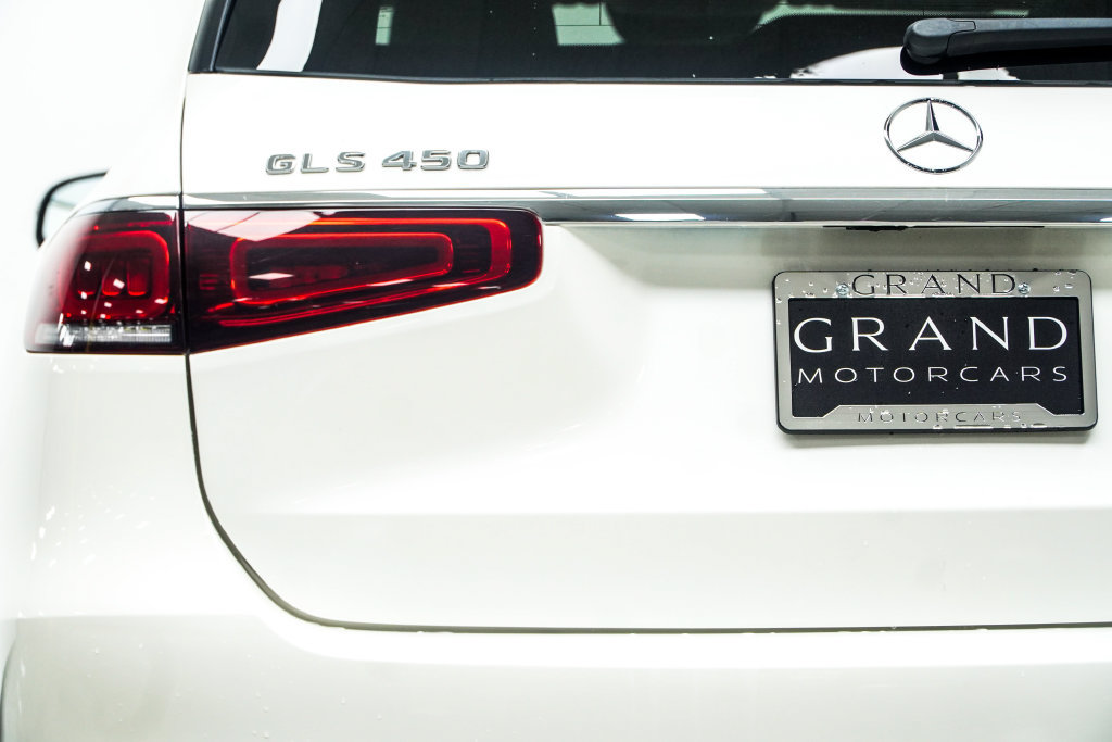 Used 2023 Mercedes-Benz GLS 450 4MATIC w/ AMG Line Exterior image 18
