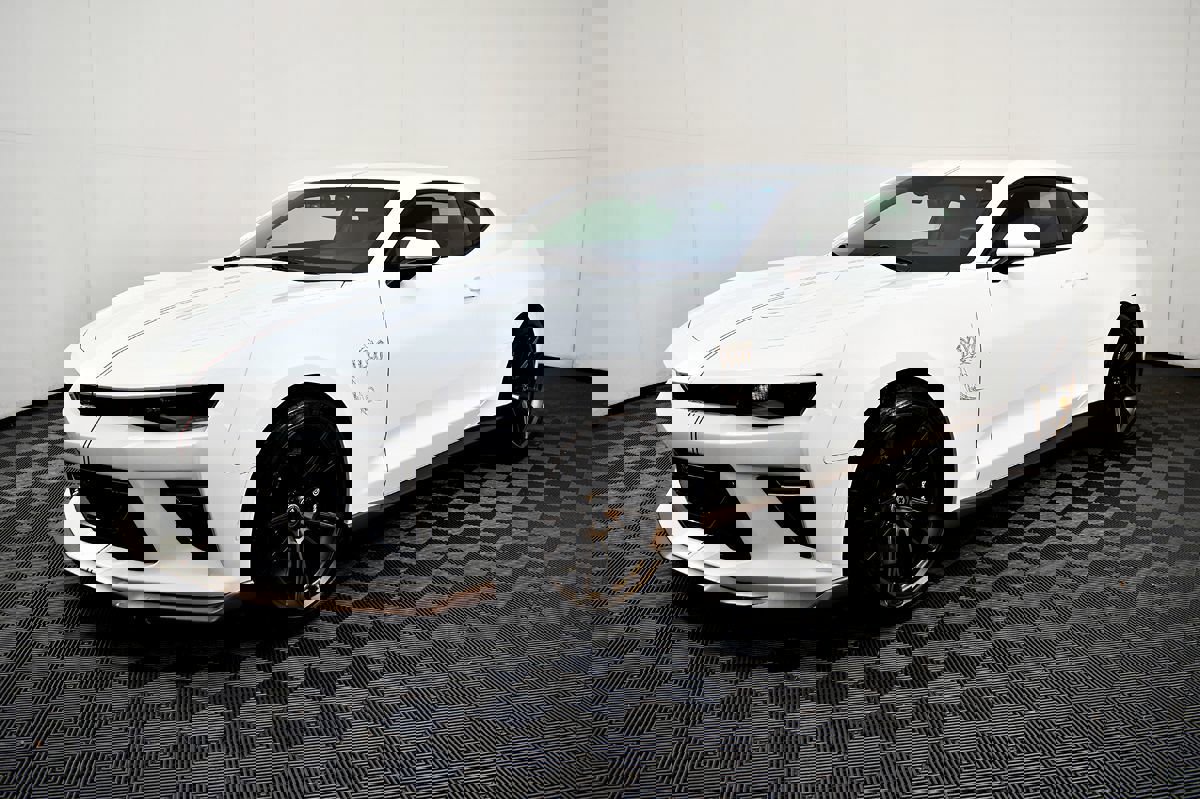 Used 2017 Chevrolet Camaro SS w/ LPO, Ground Effects Package image 49