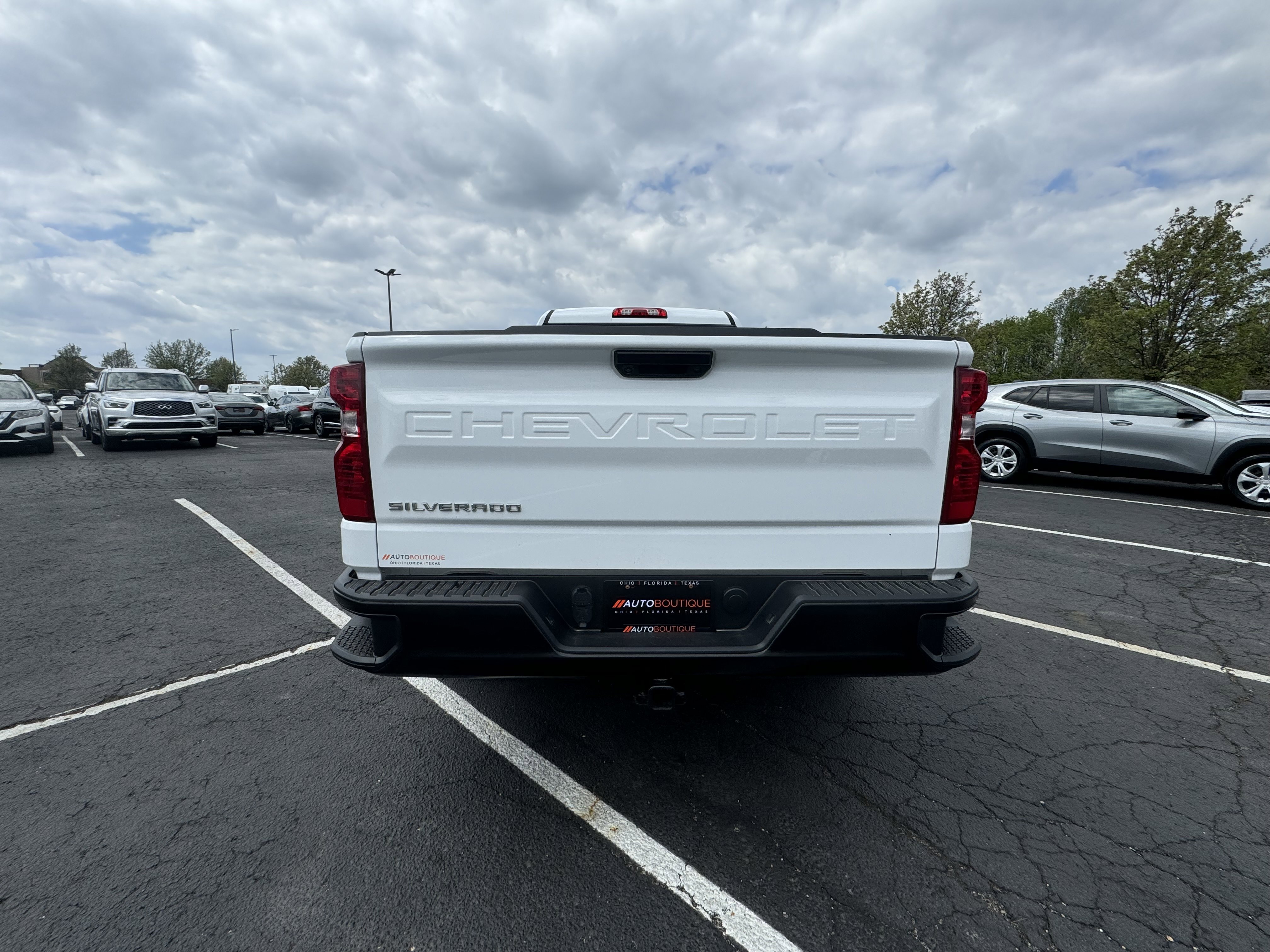 Used 2026 Chevrolet Silverado 1500 W/T image 9