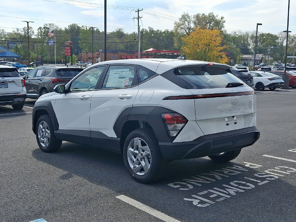 New 2027 Hyundai Kona SE AWD/4WD image 5