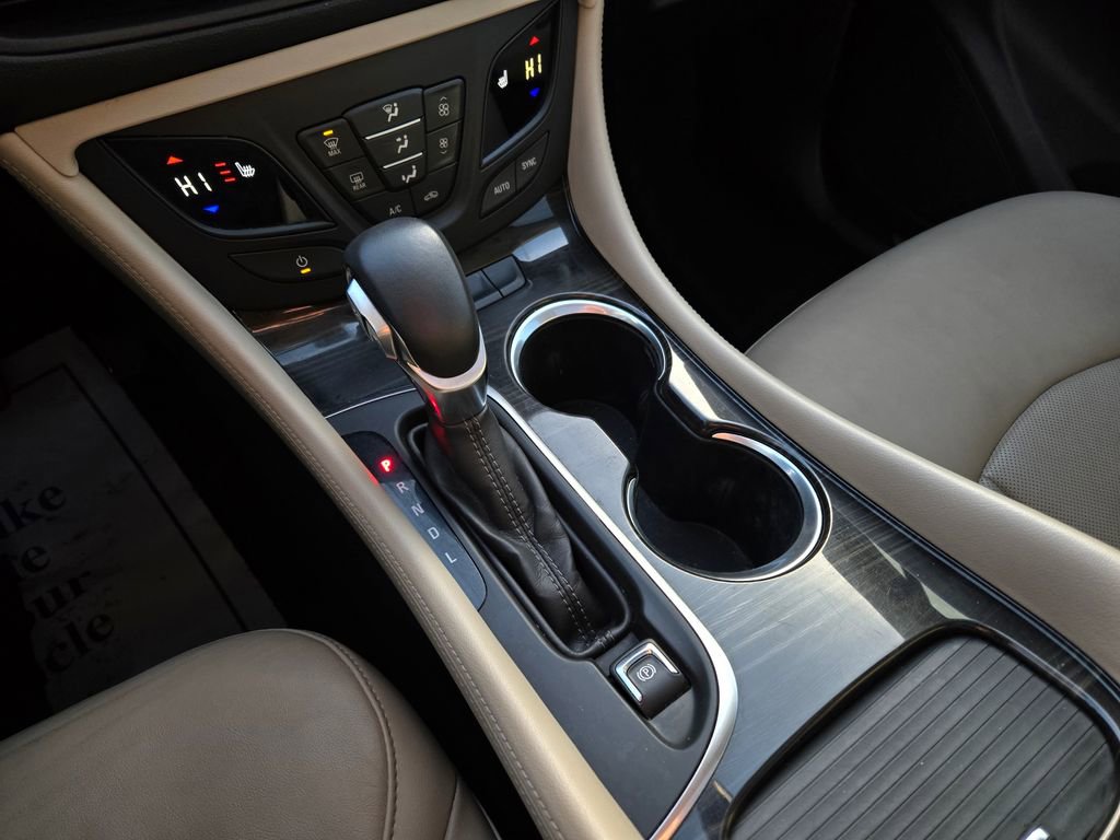 Used 2019 Buick Envision Essence image 23