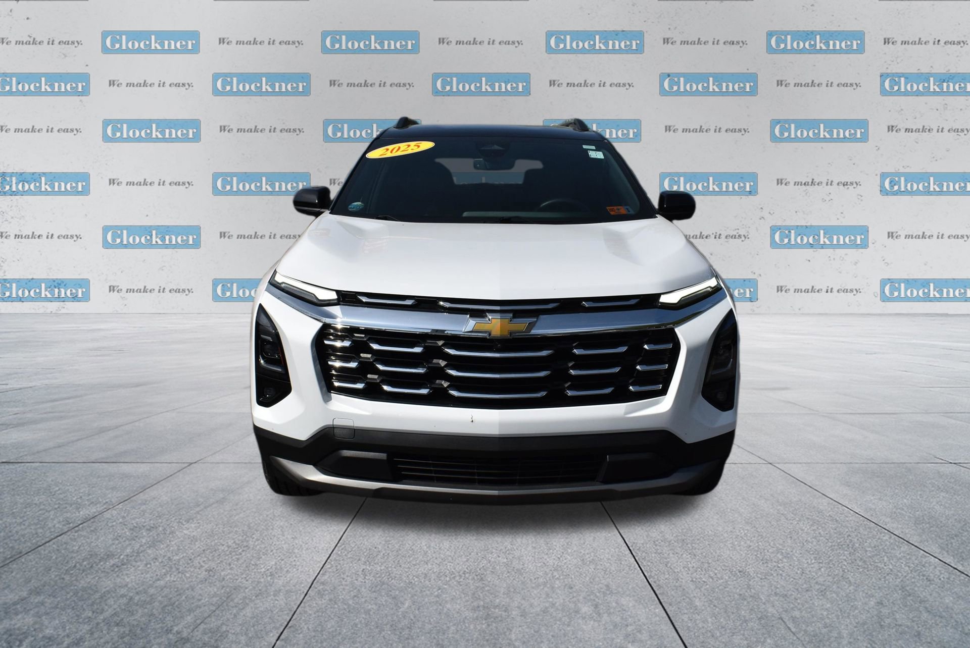 Used 2025 Chevrolet Equinox LT w/ Convenience Package II image 2