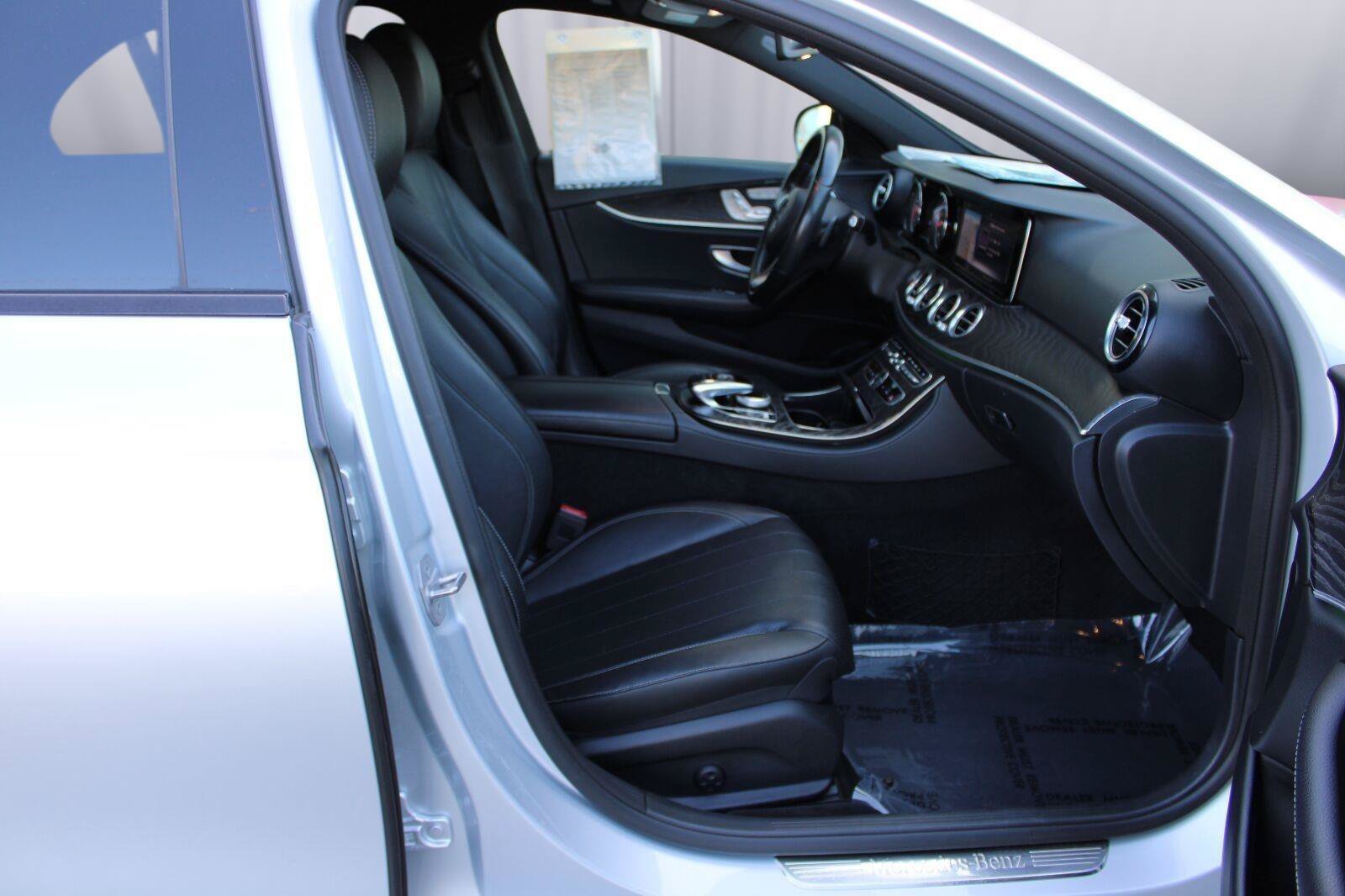 Used 2018 Mercedes-Benz E 300 image 38