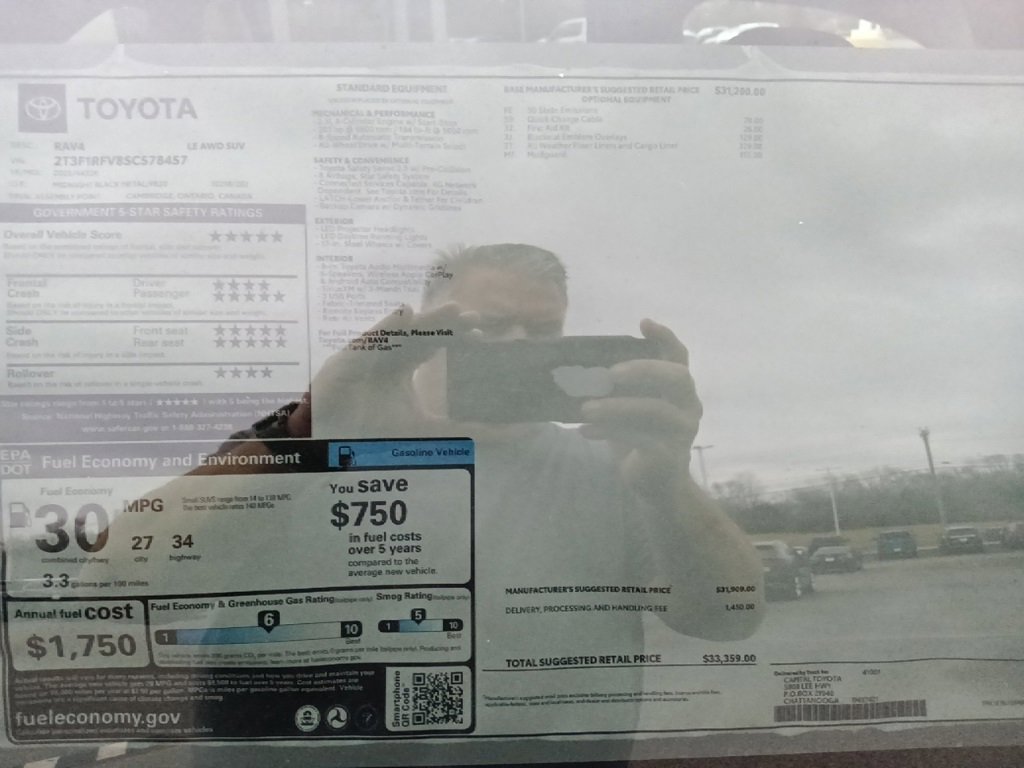 New 2025 Toyota RAV4 LE image 29