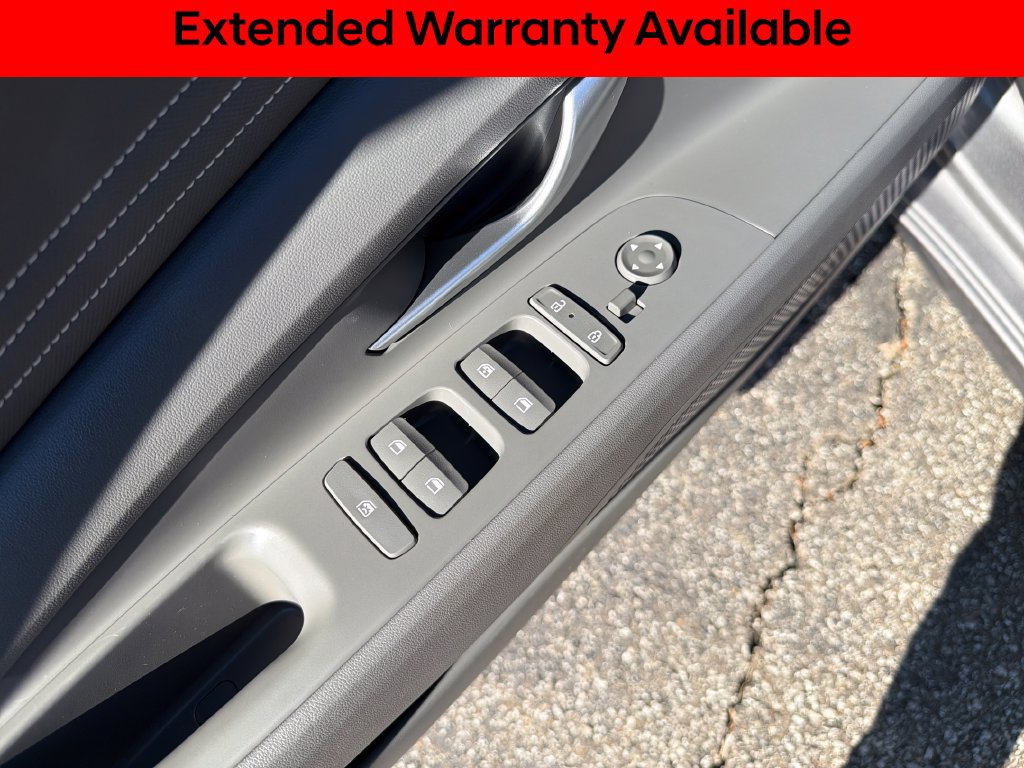Used 2024 Hyundai Elantra SEL w/ Convenience Package FWD image 13