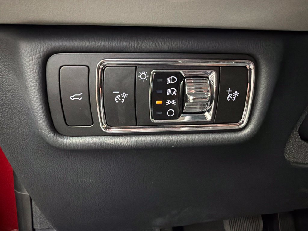 New 2027 Lincoln Aviator AWD image 24