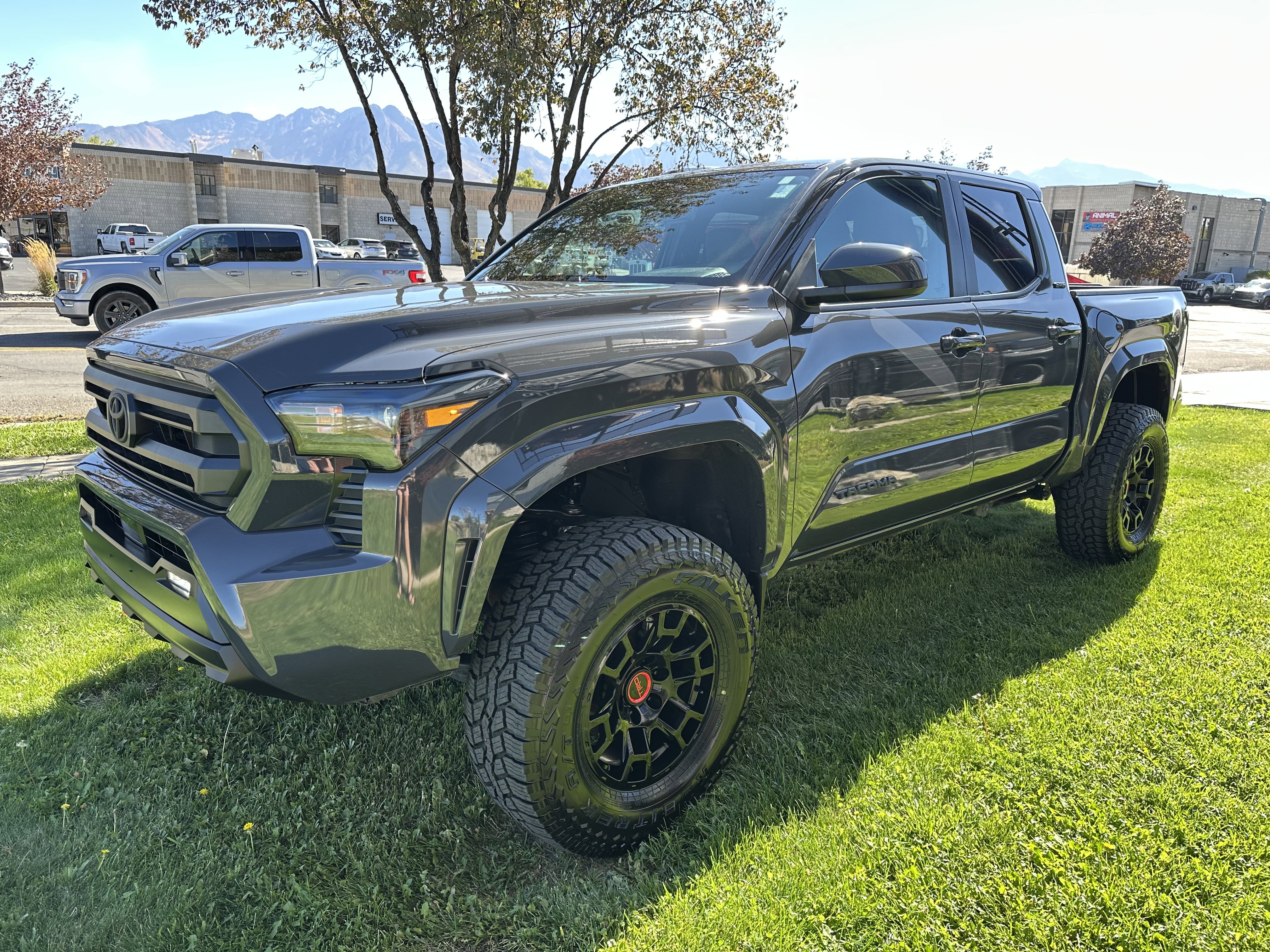 Used 2024 Toyota Tacoma SR5 image 11