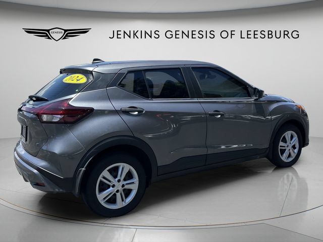 Used 2024 Nissan Kicks S FWD image 5