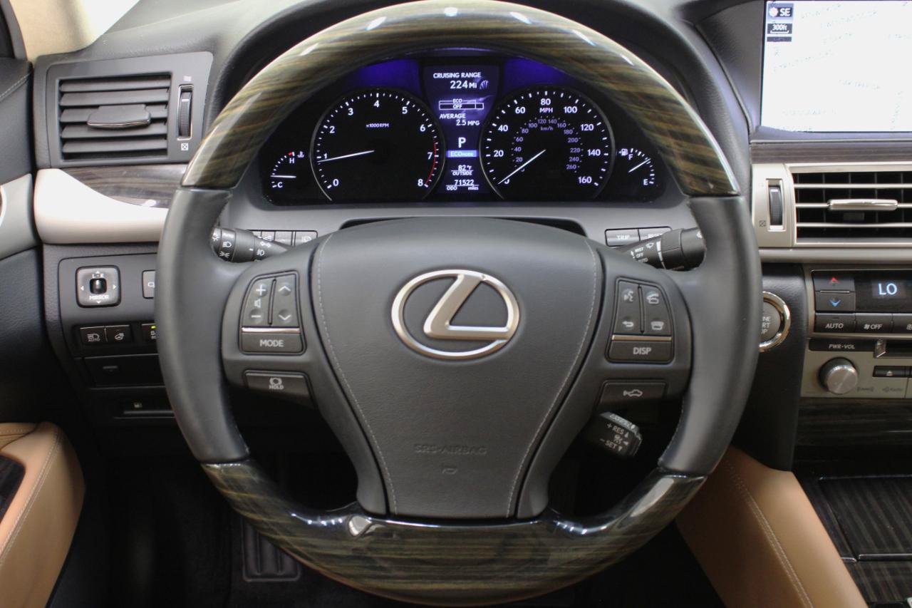 Used 2017 Lexus LS 460 w/ Comfort Package RWD image 55