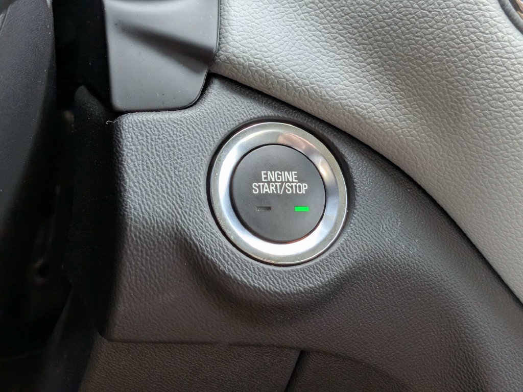 Used 2022 Chevrolet Equinox LT FWD image 27