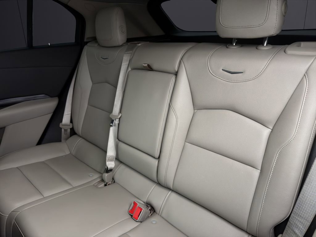 Used 2023 Cadillac XT4 Luxury image 21
