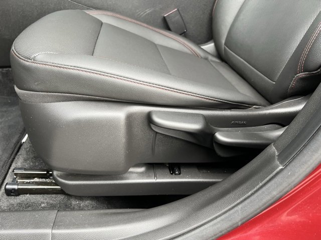 Used 2024 Chevrolet Trax RS image 12