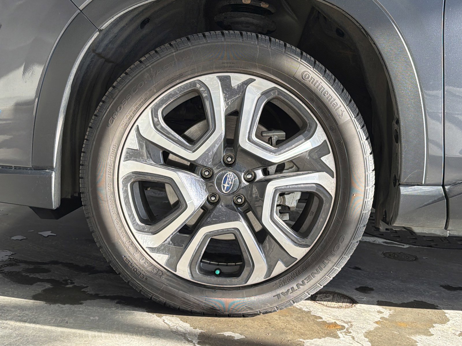 Used 2023 Subaru Ascent Limited w/ Technology Package image 9