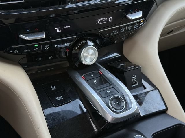 Certified 2024 Acura MDX w/ Technology Package FWD image 18