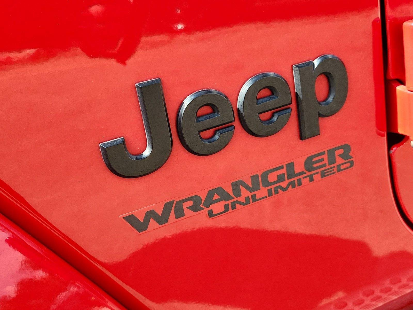 Used 2019 Jeep Wrangler Unlimited Sahara AWD/4WD image 30