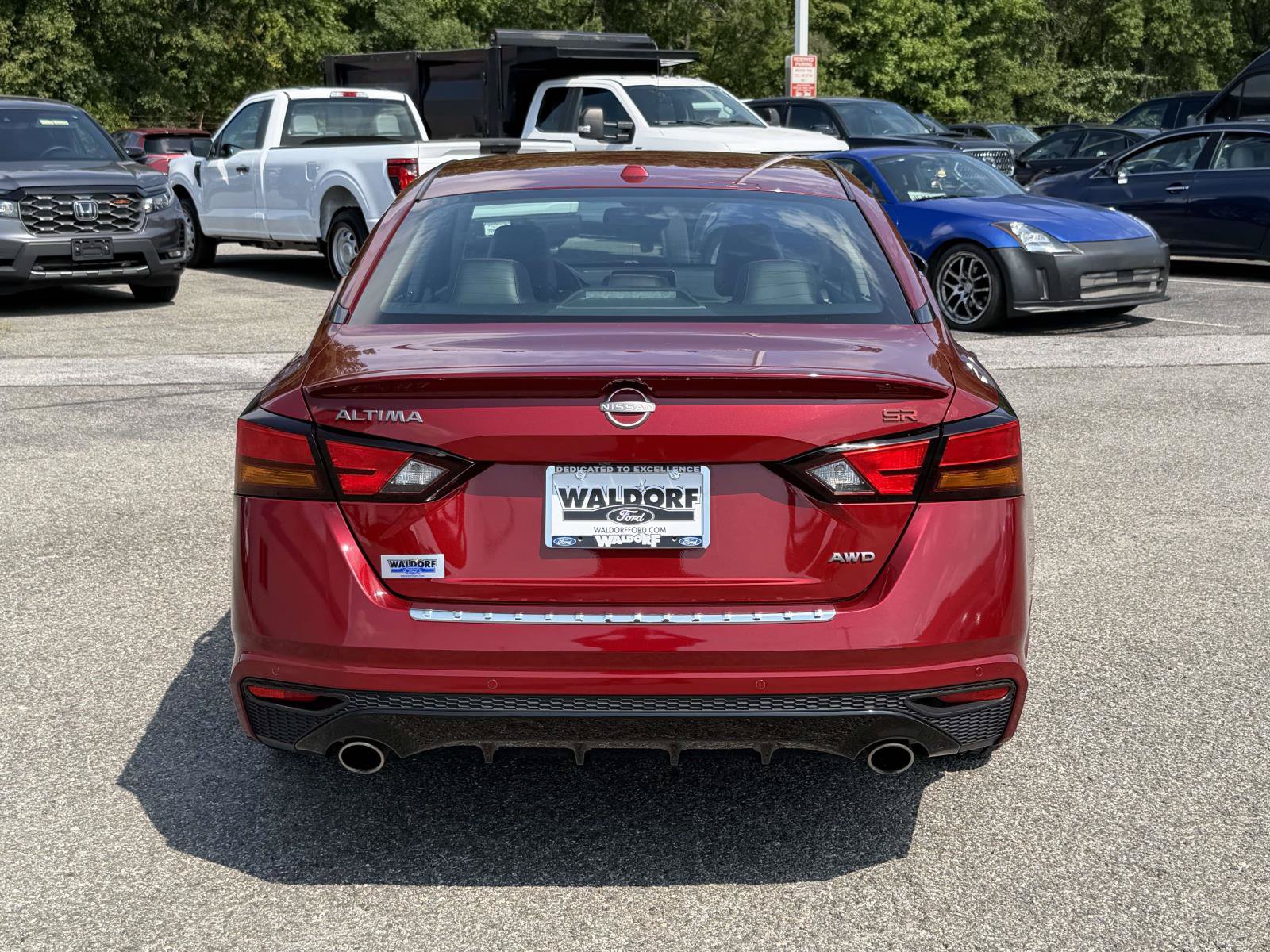 Used 2023 Nissan Altima 2.5 SR AWD/4WD image 3