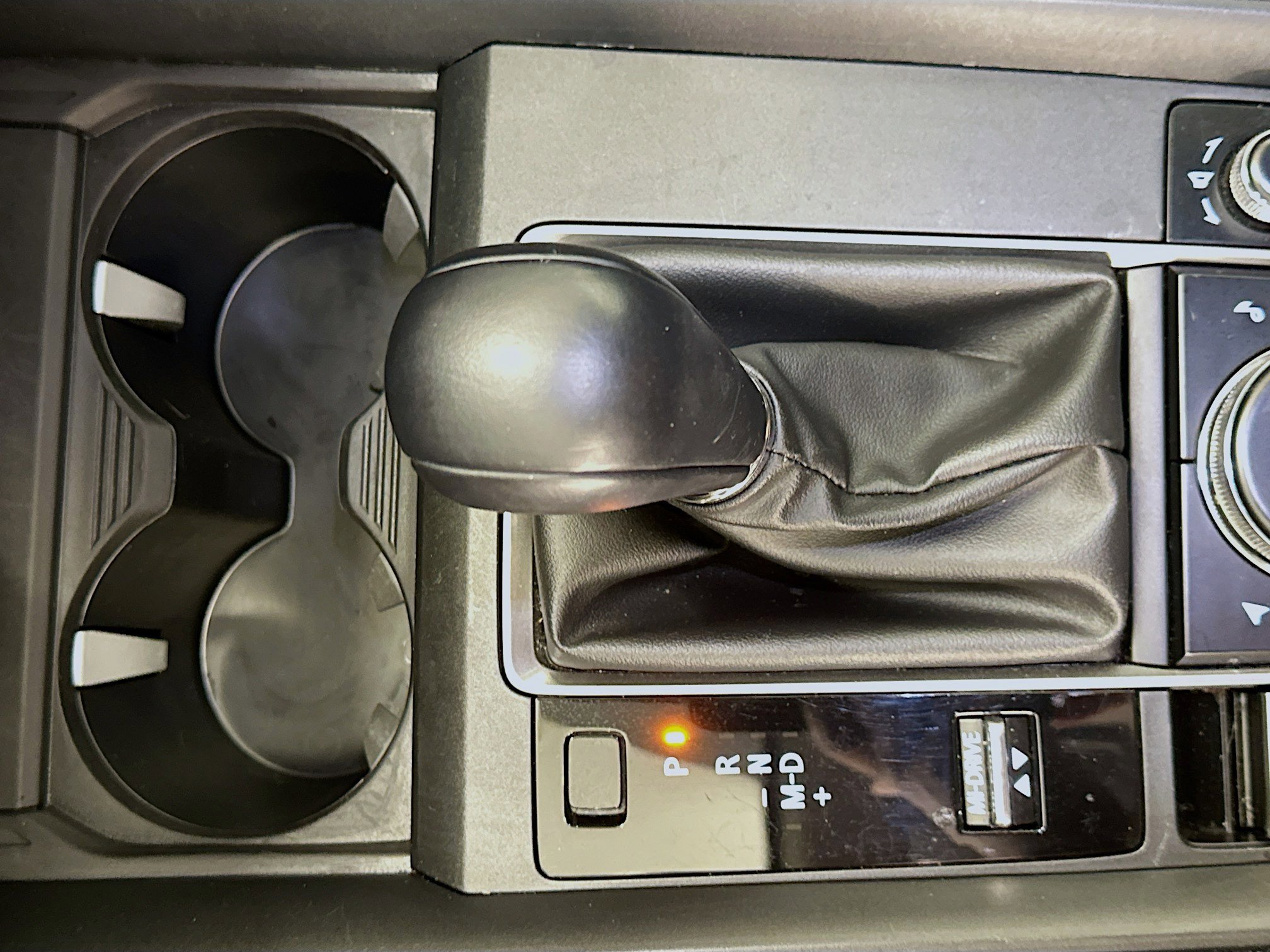 Used 2025 MAZDA CX-50 AWD 2.5 S w/ Premium Package image 25