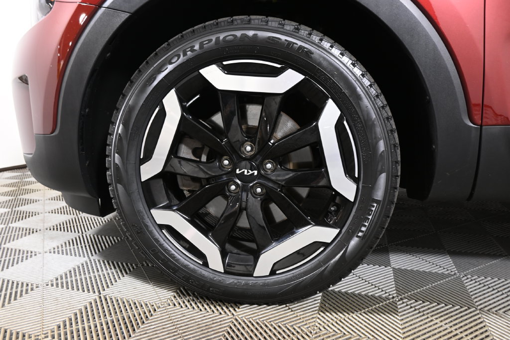 Used 2024 Kia Telluride S AWD/4WD image 12