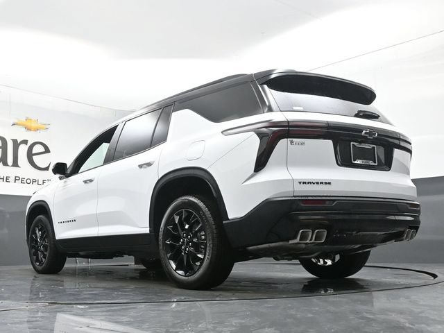 New 2026 Chevrolet Traverse LT w/ Midnight/Sport Edition FWD image 5