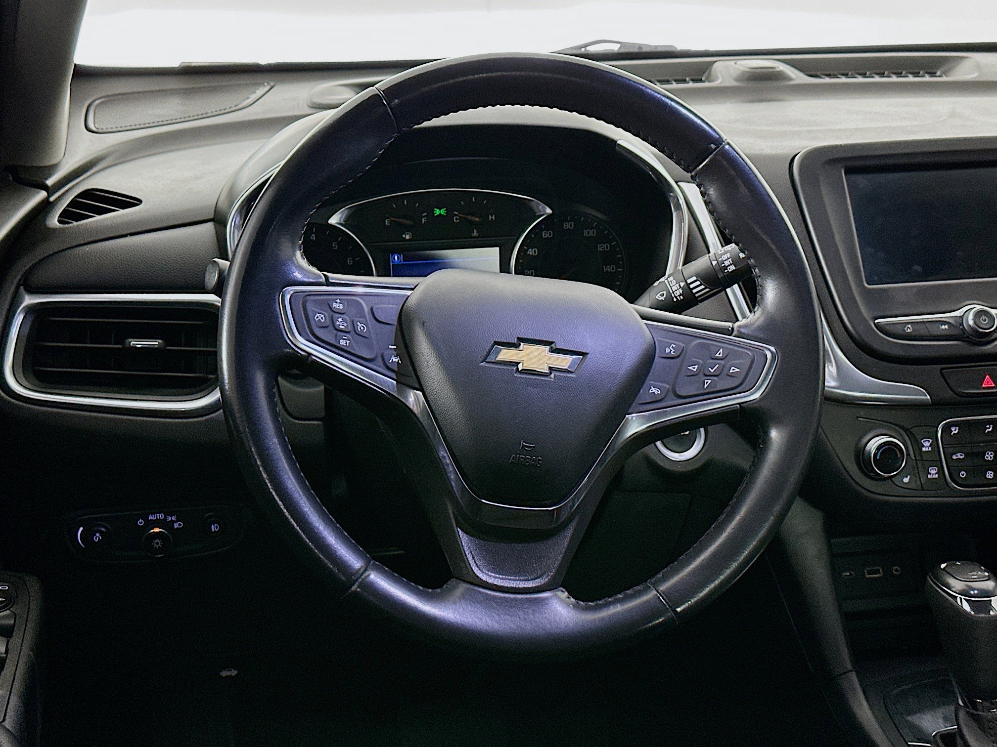 Used 2021 Chevrolet Equinox LT FWD image 18