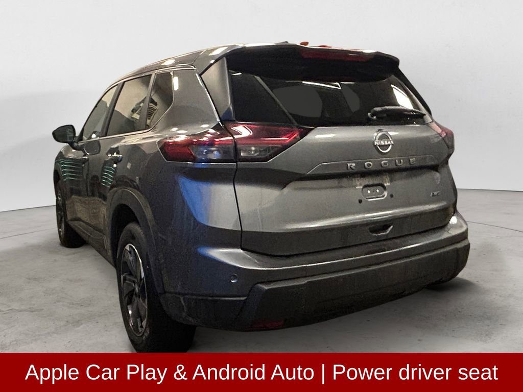 Used 2026 Nissan Rogue SV image 3