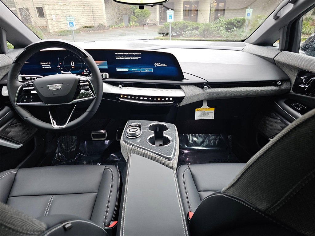 New 2026 Cadillac Optiq Sport 1 image 21