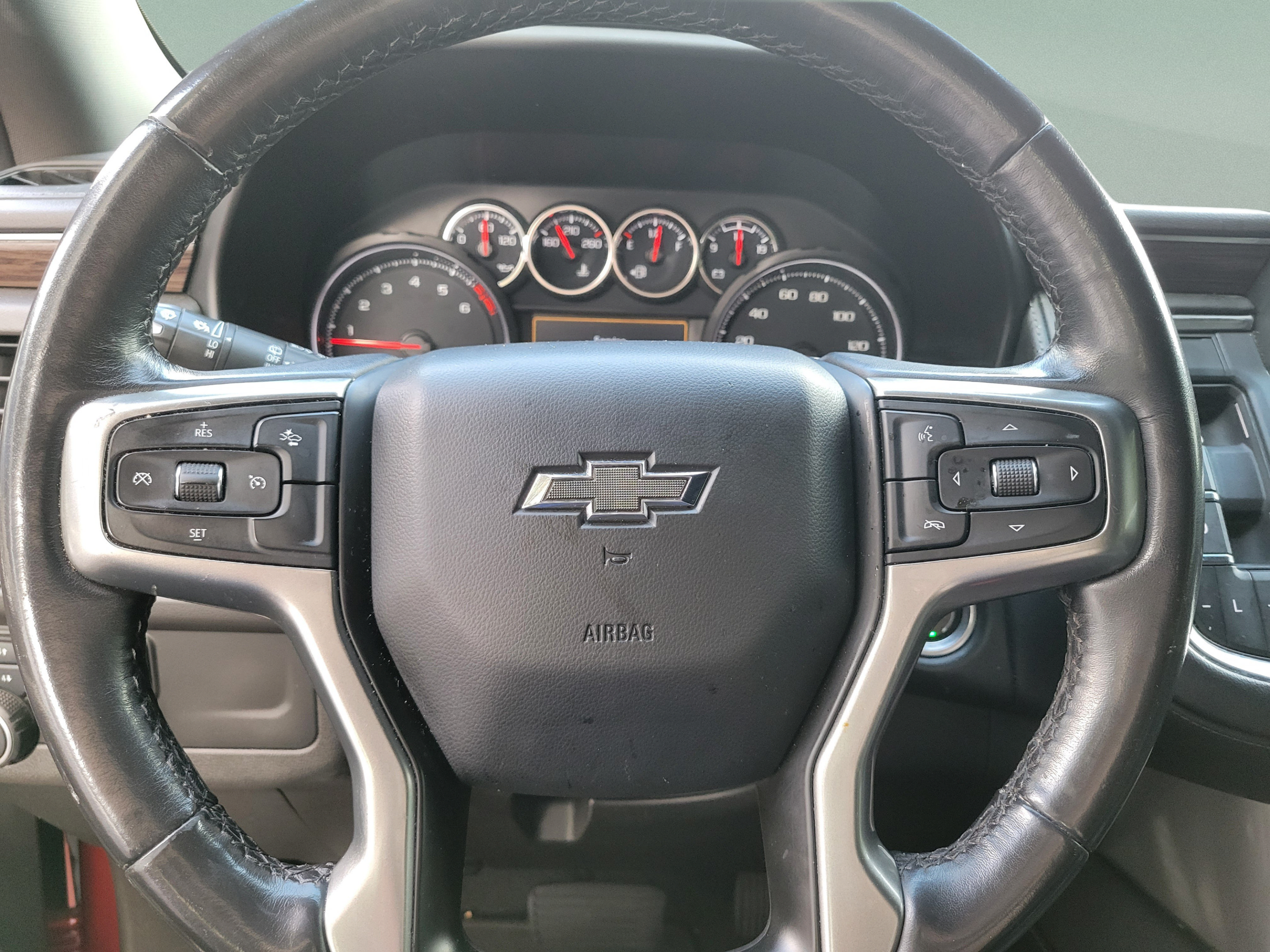 Used 2021 Chevrolet Tahoe Z71 w/ Rear Media and Nav Package AWD/4WD image 16