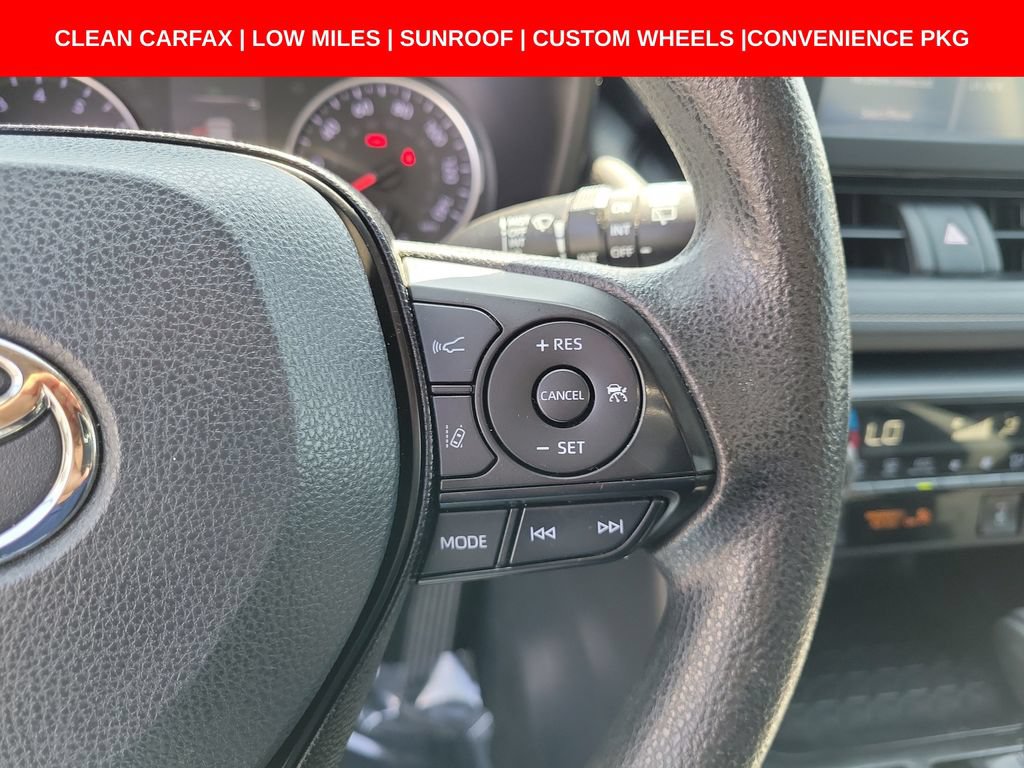 Used 2019 Toyota RAV4 XLE w/ Convenience Package FWD image 29