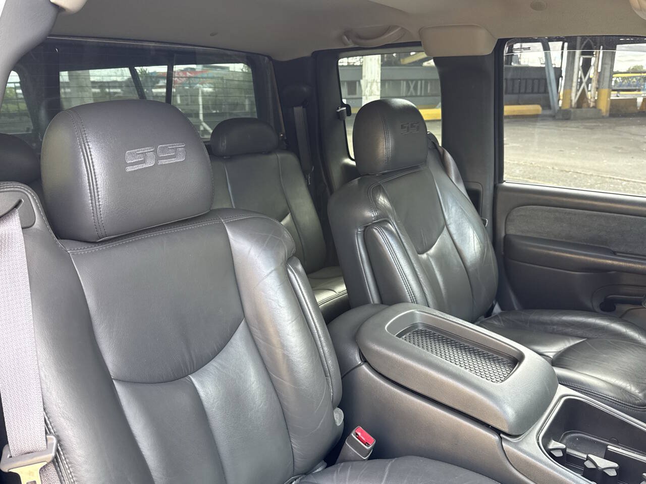 Used 2003 Chevrolet Silverado 1500 SS AWD/4WD image 24